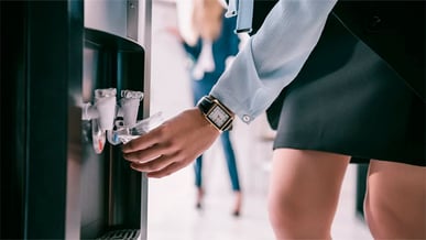 Ósmosis inversa; qué es y cómo beneficia al agua de tu empresa